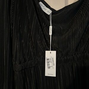 Petal & Pup Black Pleated Midi Dress NWT Size M One Shoulder